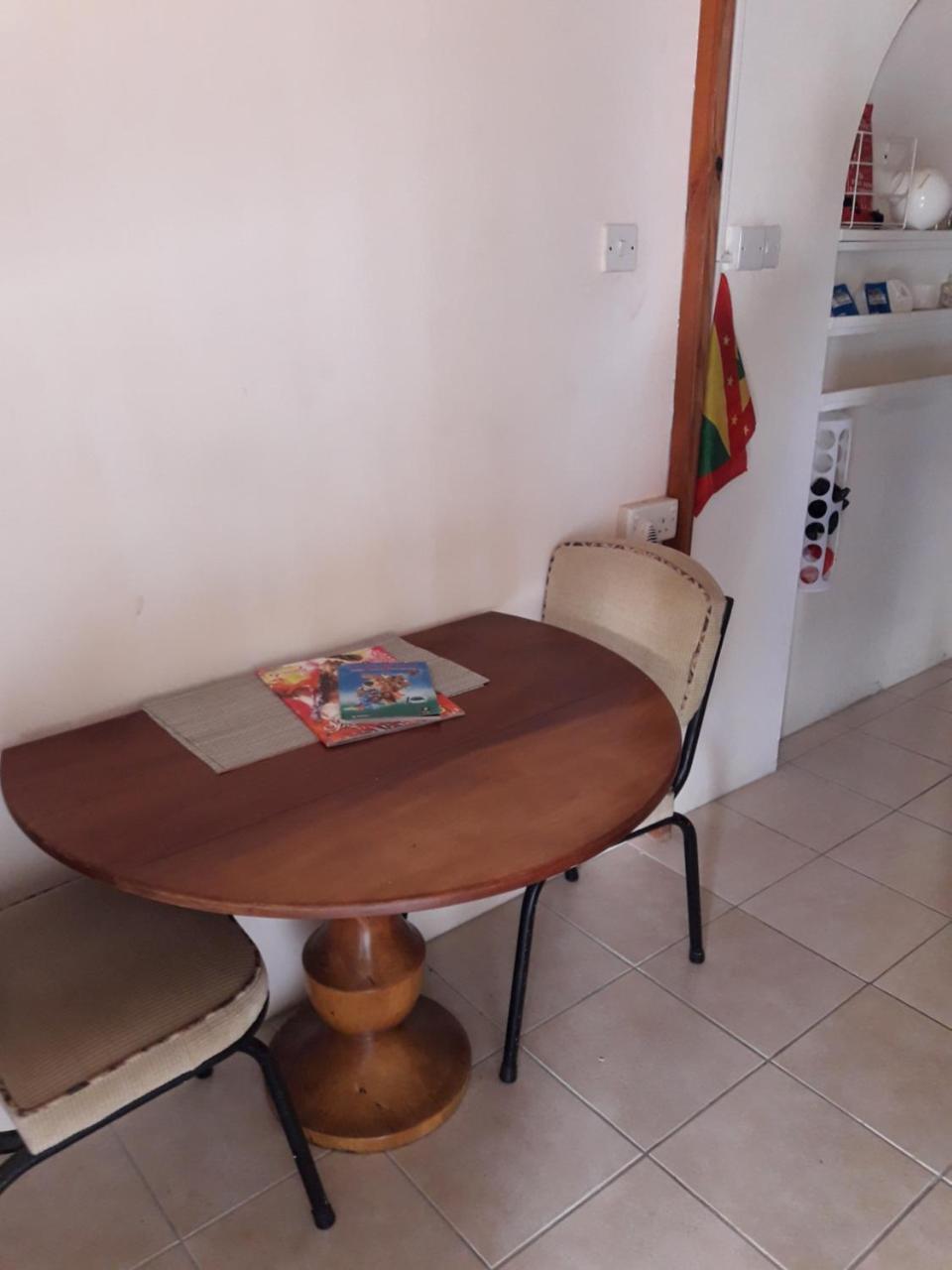 Apartamento Cosy Corner St. George's Exterior foto